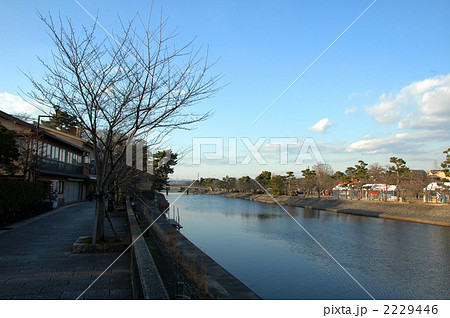 宇治の町並みと河川。 宇治の町並みと河川。 2229446