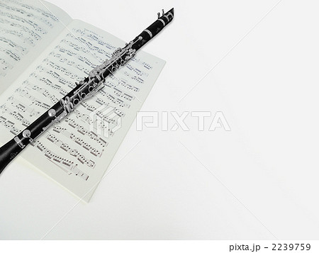 クラリネットと楽譜 2239759