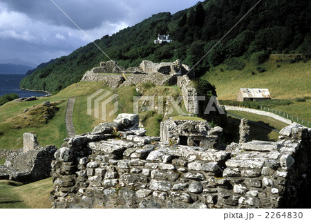 82832　ウルクハート城　インバネス　スコットランド 2264830