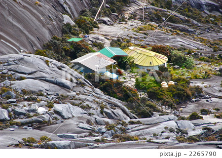 キナバル山頂への最終チェックポイント「サヤサヤ小屋」（東マレーシア／ボルネオ島） 2265790
