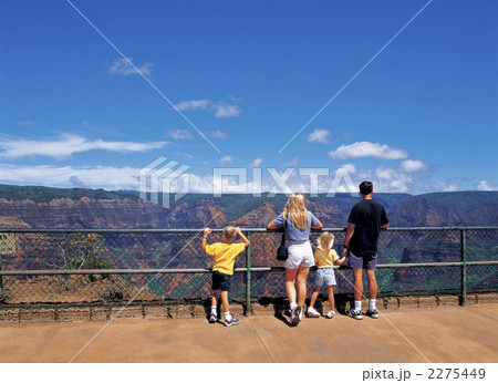 カウアイ島のワイメア渓谷州立公園 カウアイ島のワイメア渓谷州立公園 2275449