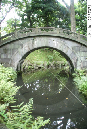 小石川後楽園の円月橋 小石川後楽園の円月橋 2277071