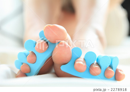 足の指のケア 2278918
