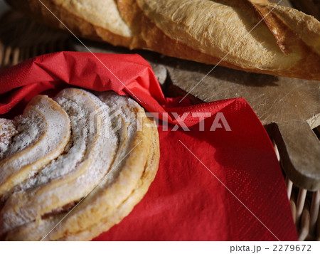 デニッシュ 2279672