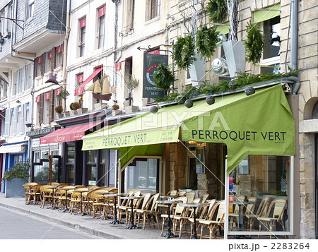 フランス カフェテラス風景の写真素材