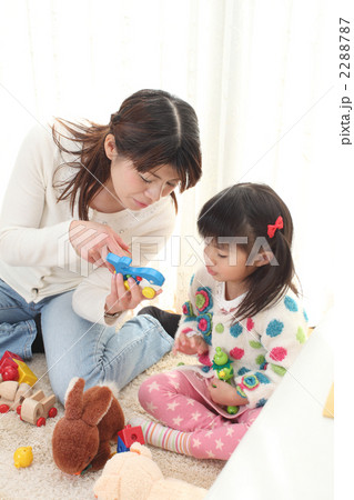 お母さんと一緒 2288787
