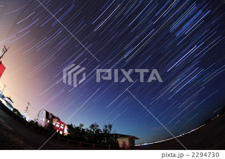 住宅と星空 2294730
