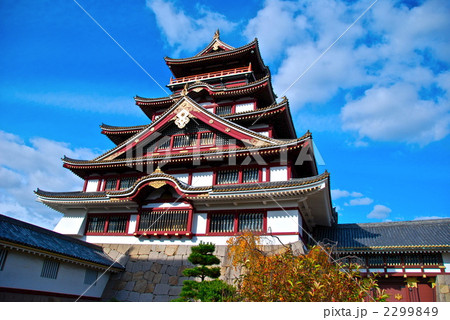 伏見桃山城の「模擬大天守」（伏見桃山城運動公園／京都市伏見区）の写真素材 [2299849] - PIXTA