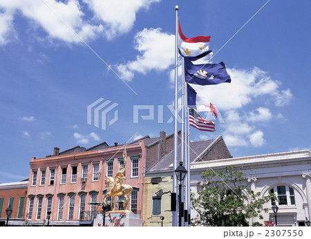 ニューオリンズのフレンチマーケット 2307550