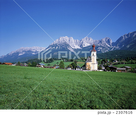 チロル地方のゴーイング教会 チロル地方のゴーイング教会 2307616