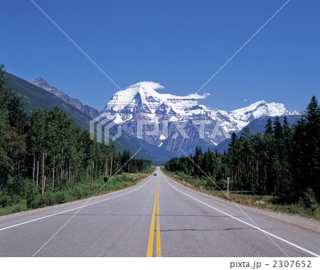 カナディアンロッキーのマウント・ロブソン山 カナディアンロッキーのマウント・ロブソン山 2307652