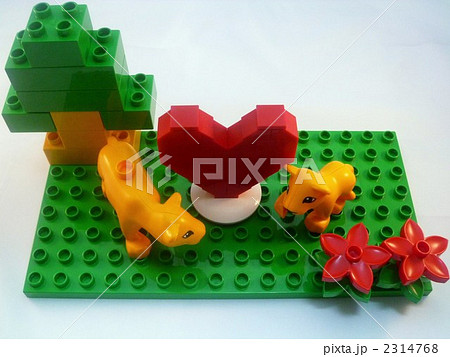 レゴで作ったライオンの親子のイラスト素材