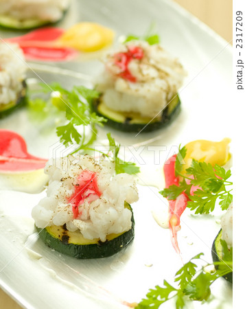 鱧のカルパッチョ 2317209