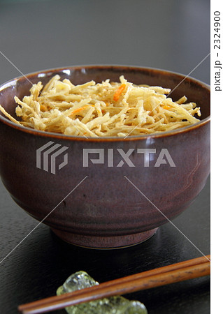 野菜のかき揚げ丼　 2324900