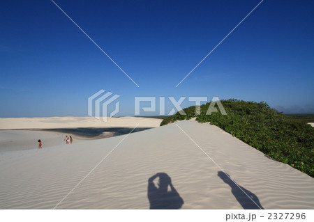 ブラジルの白砂漠　レンソイス・マラニャンセス国立公園 2327296