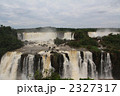 ブラジル側イグアスの滝　 2327317