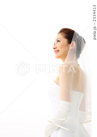 新婦振り向く（横顔） 2334413