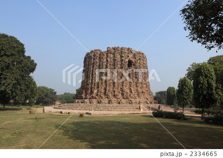 デリーのクトゥブ・ミナール　アラーイーの塔 2334665