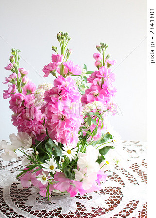 ストックのアレンジ（縦） 2341801