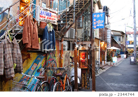 下北沢の町並み 2344744