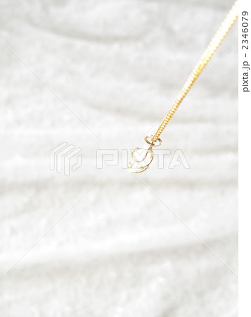 ダウジング　【占い・スピリチュアル イメージ】（縦） 2346079