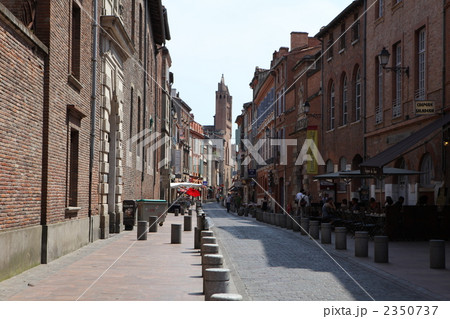 【フランス・トゥールーズ】旧市街の街並み 2350737