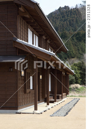 日本住宅 一戸建て 木造住宅の写真素材