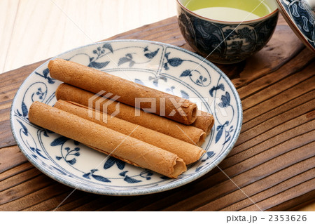 巻き煎餅 2353626