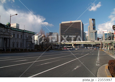 大阪御堂筋淀屋橋-1 2355997