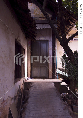 玄関 玄関 2357695