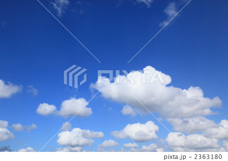 青空の雲の写真素材