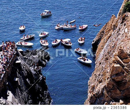 アカプルコの死のダイビング 2365386