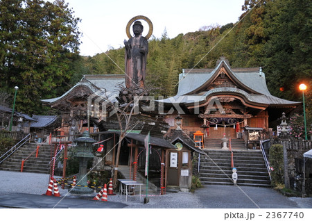 【四国八十八ヶ所】第三十五番 朝の清瀧寺境内 高知県土佐市 【四国八十八ヶ所】第三十五番 朝の清瀧寺境内 高知県土佐市 2367740