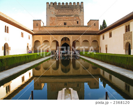 アルハンブラ宮殿のアラヤネスの中庭 アルハンブラ宮殿のアラヤネスの中庭 2368120