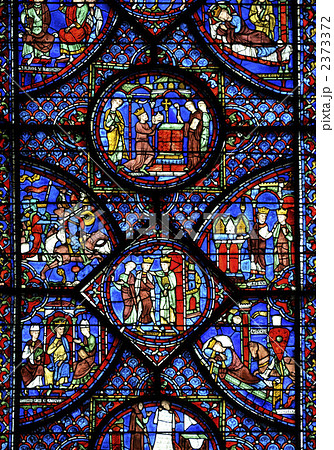 シャルトル大聖堂ステンドグラス シャルルマーニュの写真素材