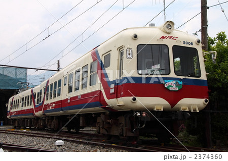 2374360