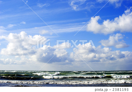 冬の日本海 2381193