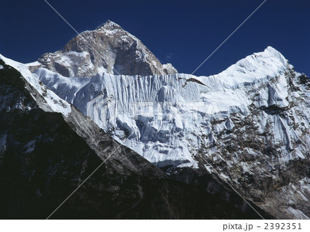 チュクンピークよりマカルー峰（8463m） 2392351