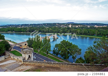 アヴィニョンのサンベネゼ橋 2394861