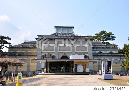 奈良国立博物館・旧本館東口 2398462