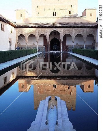 アルハンブラ宮殿 アルハンブラ宮殿 2409252