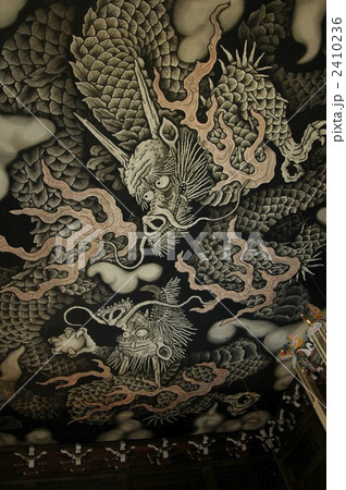 建仁寺の龍 2410236