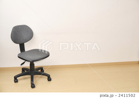 オフィスチェアー 2411502