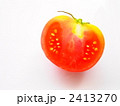 トマトの断面 2413270