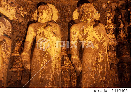 アジャンタ石窟　第７窟菩薩像 2416465