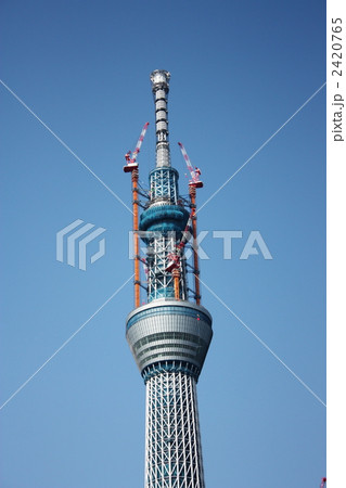 工事中の東京スカイツリー（594m） 2420765
