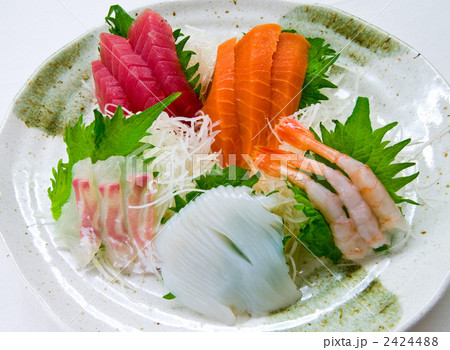 お刺身盛合わせ 2424488