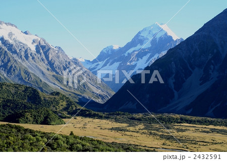 マウントクックの朝 ニュージーランド マウントクックの朝 ニュージーランド 2432591