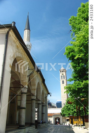 サラエボの壮大なアリ・パシャモスク サラエボの壮大なアリ・パシャモスク 2433160