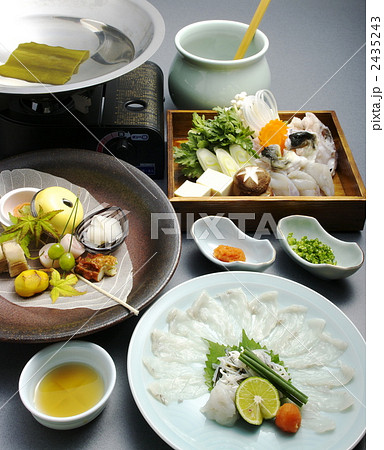 ふぐの薄造り（d090926-062） 2435243